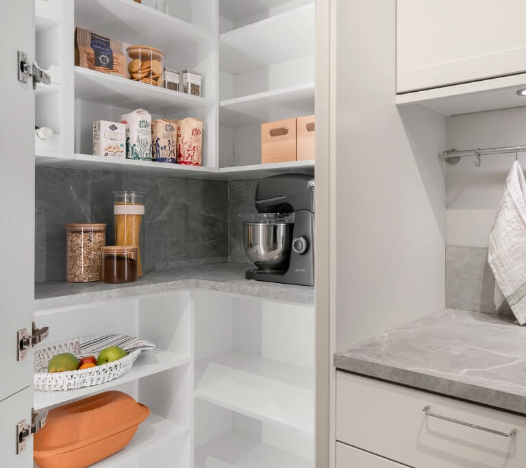 tidy-cabinet